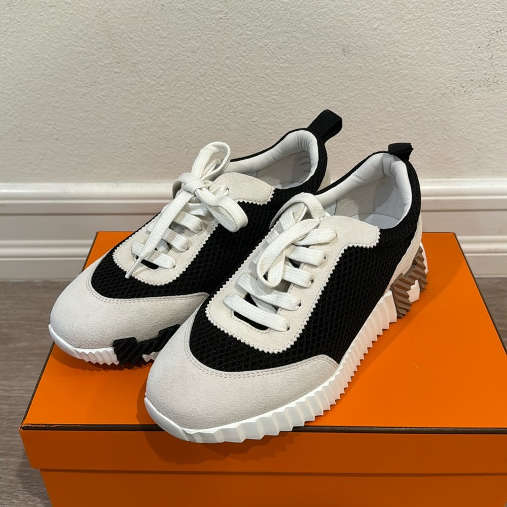 Hermes women bouncing sneaker